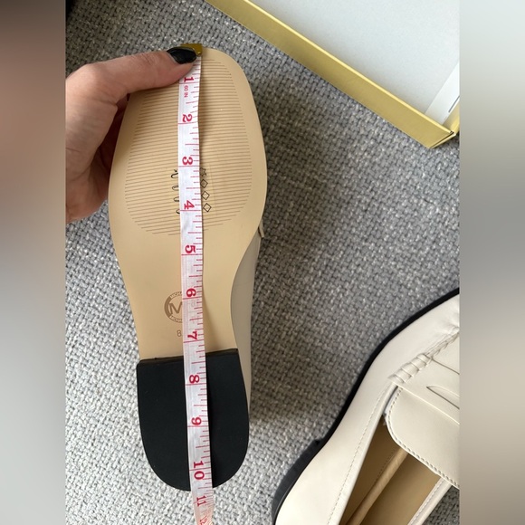 BNWT Michael Kors Leather Loafers β Size 8.5M - Picture 13 of 14